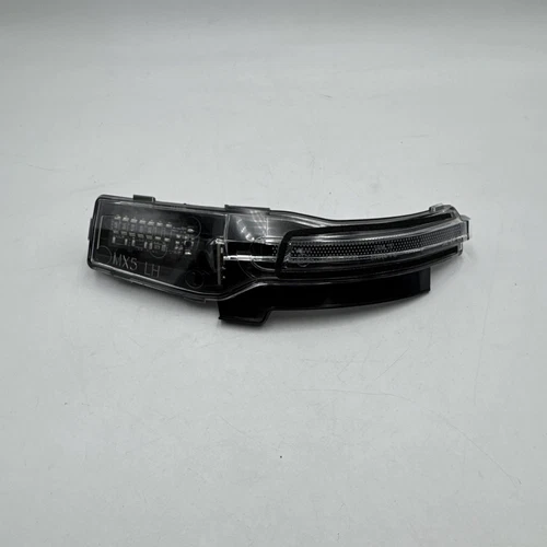 2024-2025 HYUNDAI SANTA FE MIRROR OEM LEFT DRIVER SIDE Blinker Light Side Marker