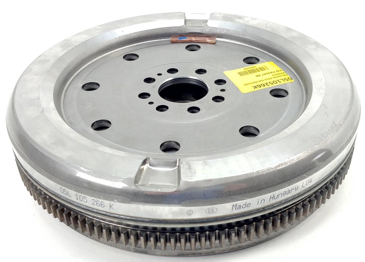 New Original VW Passat B8 Tiguan Q3 Dual Mass Flywheel 05L105266K 