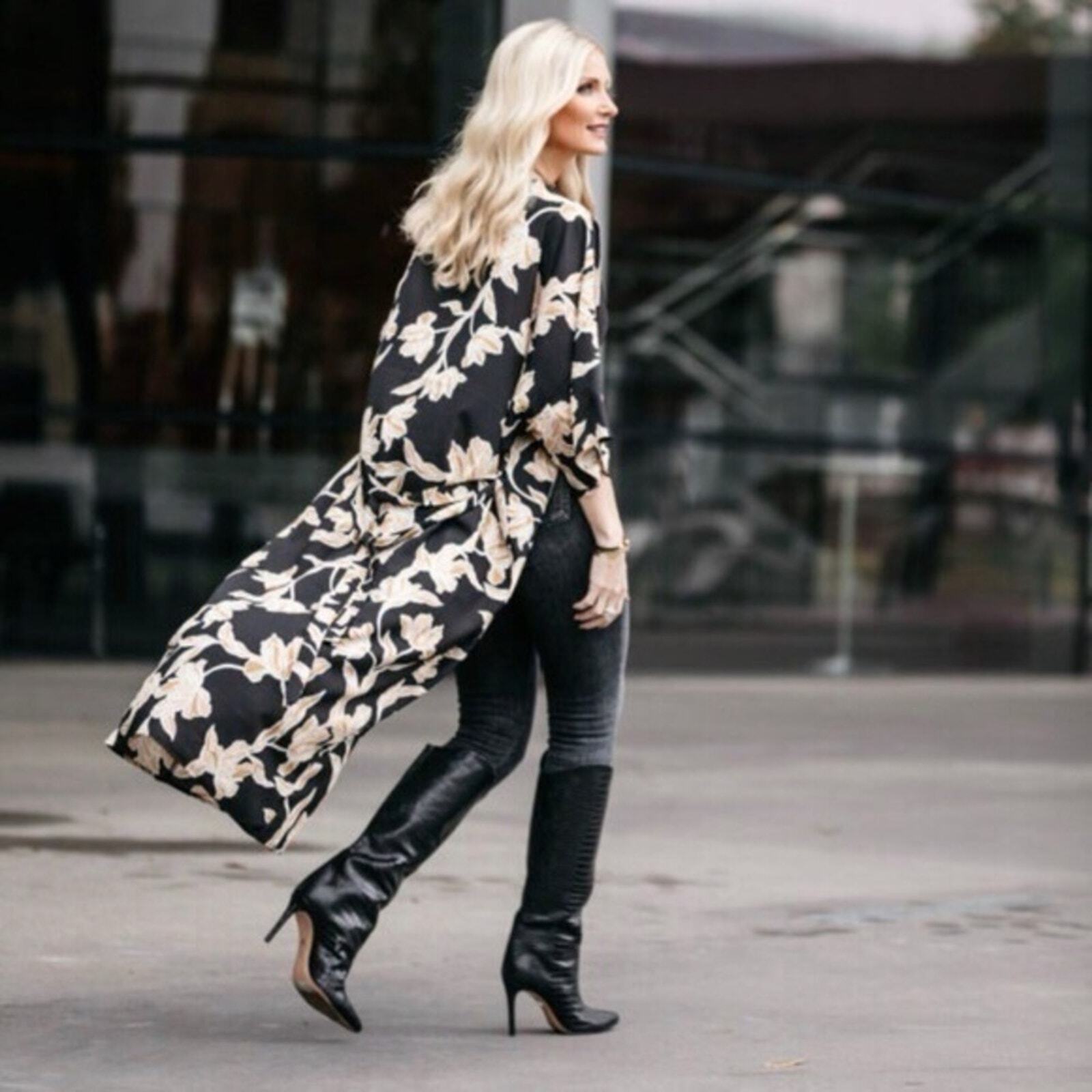 MAISON DU SOIR Floral Robe Size L/XL. - image 3