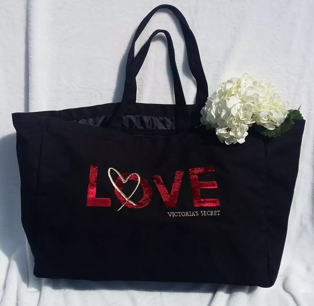 Victoria secret love tote sales