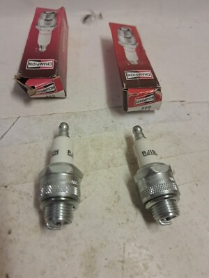 NEW GENUINE OEM CHAMPION PART # RJ19LM SPARK PLUG; QUANTITY 2