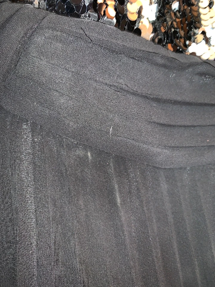 Vestido Largo Formal Betsy and Adams Sin Tirantes Plisado Lentejuelas Negro Talla 4 Forrado Foto 4 de 4