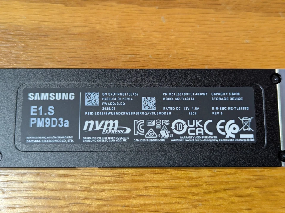 Samsung 3.84TB PM9D3a EDSFF E1.S 9.5mm PCIe 5.0 SSD NVMe MZTL63T8HFLT - NEW - Image 2 of 4