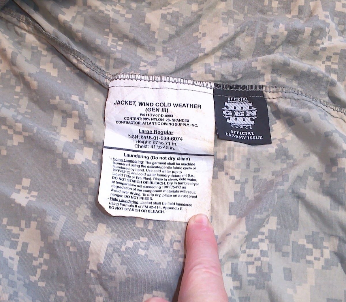 Army ACU UCP Camo Cold Weather ECWCS Gen III L4 Wind Jacket Coat