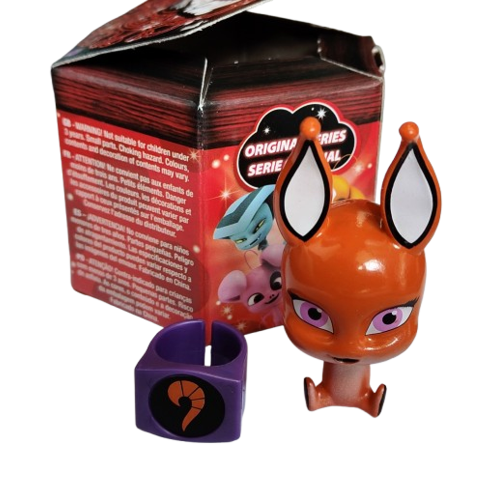 BANDAI Miraculous Box Surprise Kwami MiniFigurine in the likeness of a Collectible in its Miracle Box Model random P50500