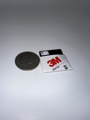 ZURU MINI BRANDS RETRO FLOPPY DISC 3M DISCETTE