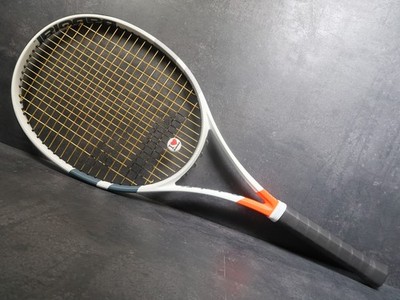 Babolat - Pure Strike - L1 - 4 1/8 - Midplus - 630cm² - 98 SQ - Tennis Racquet