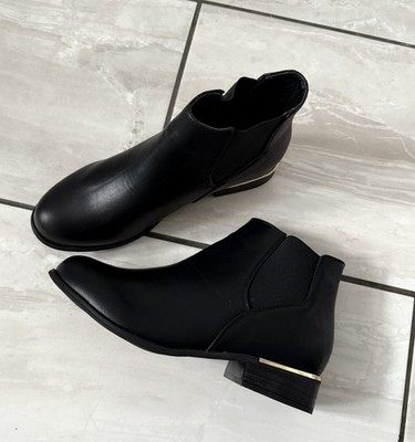 Damen Schwarz Chelsea Stiefeletten Kunstleder Niedriger Absatz Goldrand Slipper Größen
