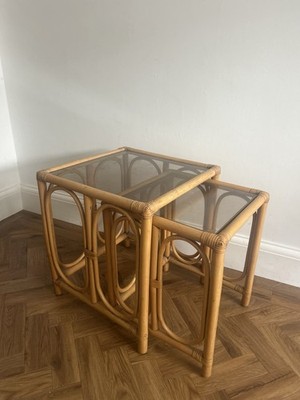 Vintage Satz Boho Mid Century Bambus Korb Glastische Couchtische Beistelltische