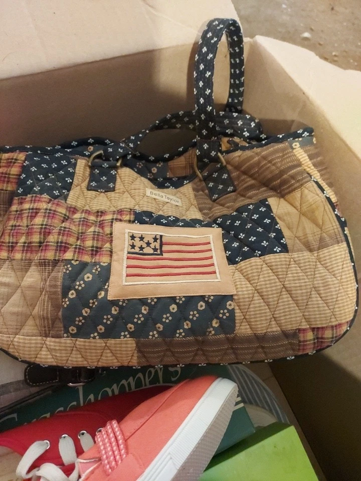 Bolso de Mano Bella Taylor Acolchado Bandera Americana Algodón Retazos Americana Patriótico Foto 3 de 4