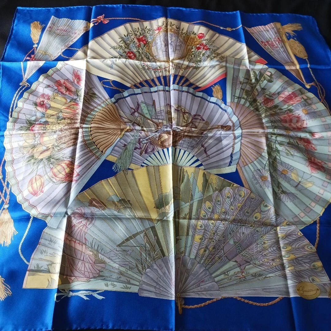 Foulard GUCCI tissu authentique mode soie bleu