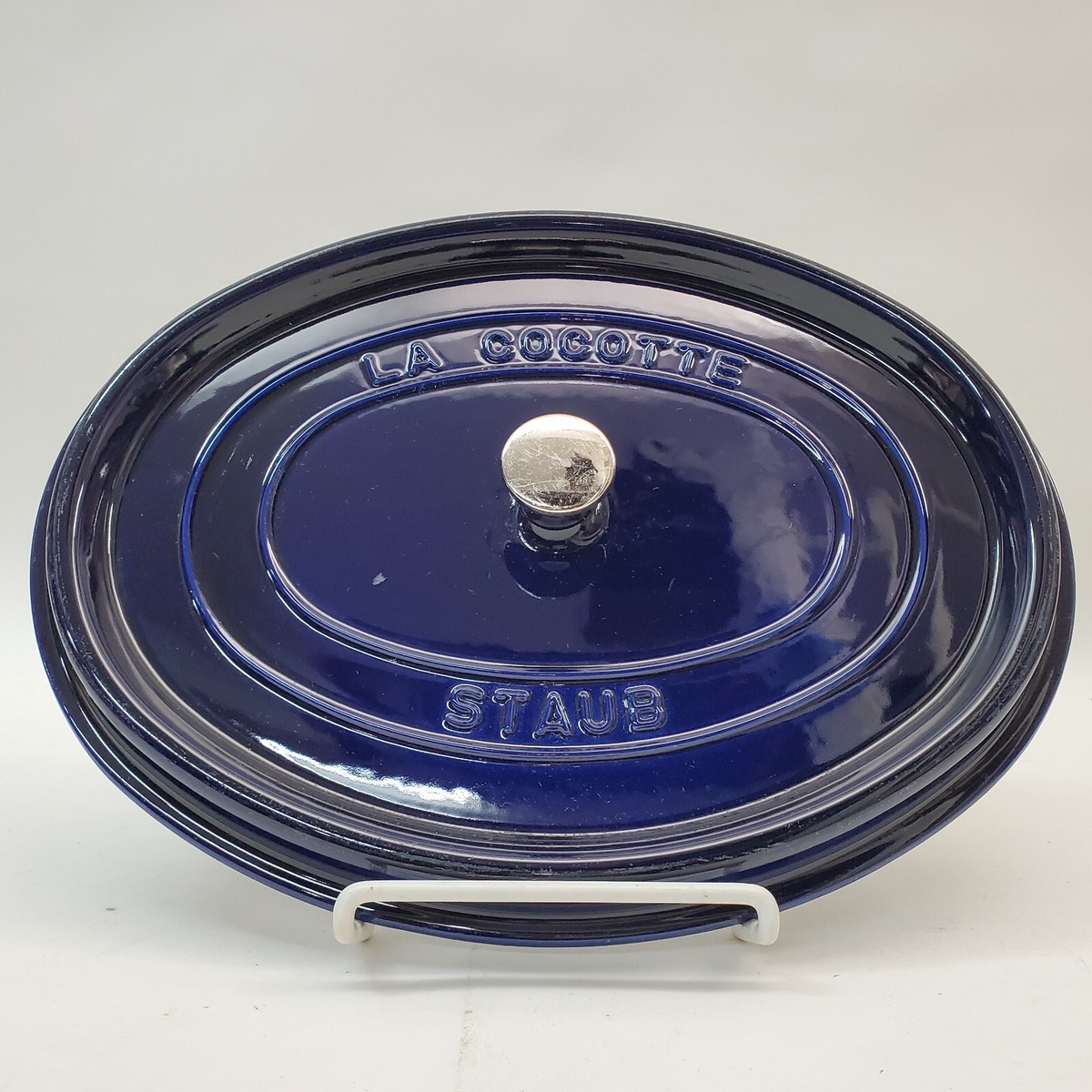 La Cocotte Staub Cast Iron Lid Size 37 Flat 14 1/2