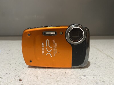 Fujifilm FinePix XP20 Digital Camera Water Shock Dust Freeze Proof