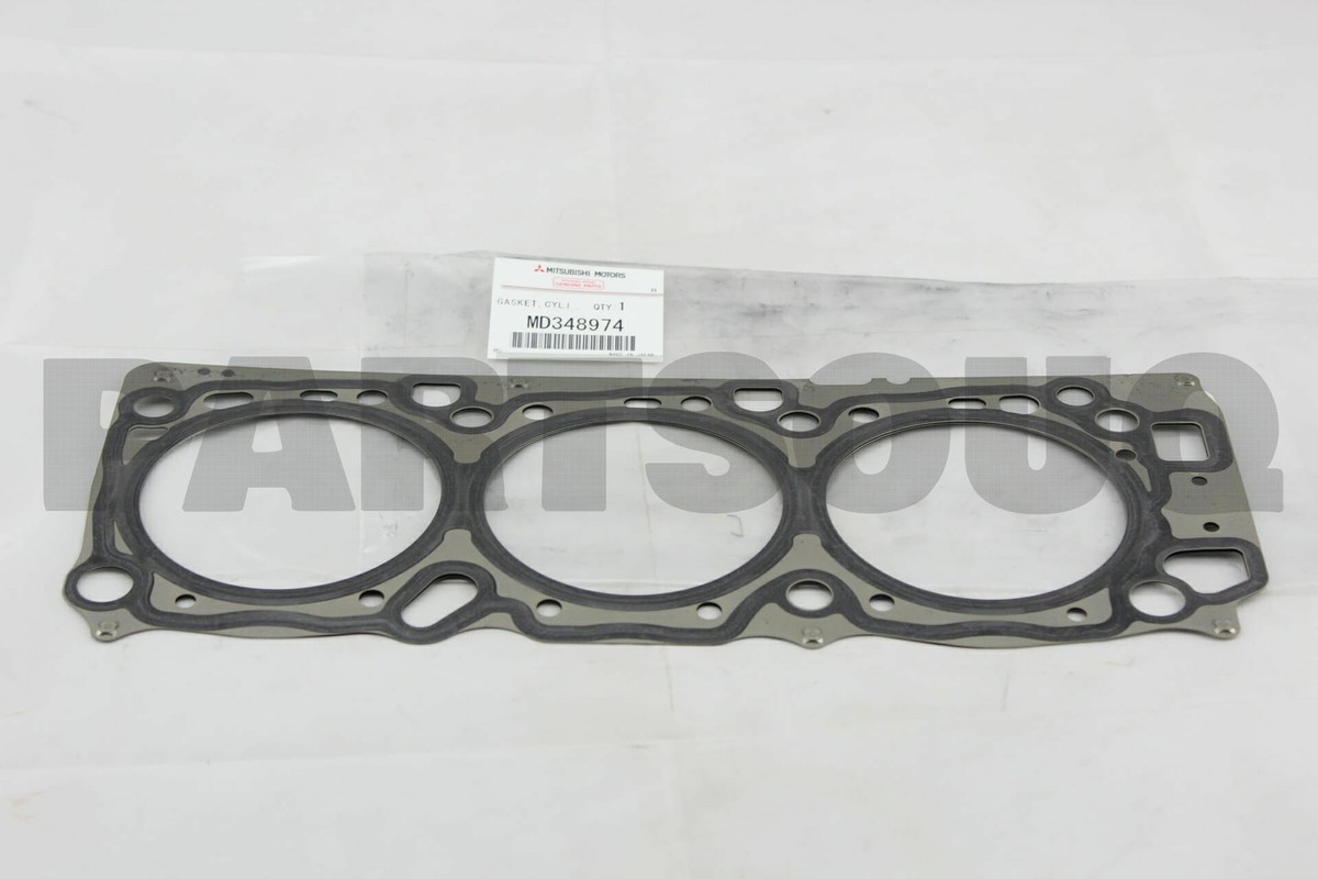 トシ　 OEM 370Z Undershroud Non-NISMO