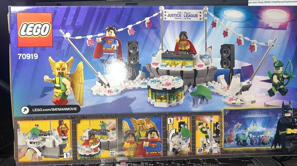 LEGO 70919 Liga de la Justicia Fiesta Aniversario Sellado Retirado Envío Rápido Foto 2 de 2