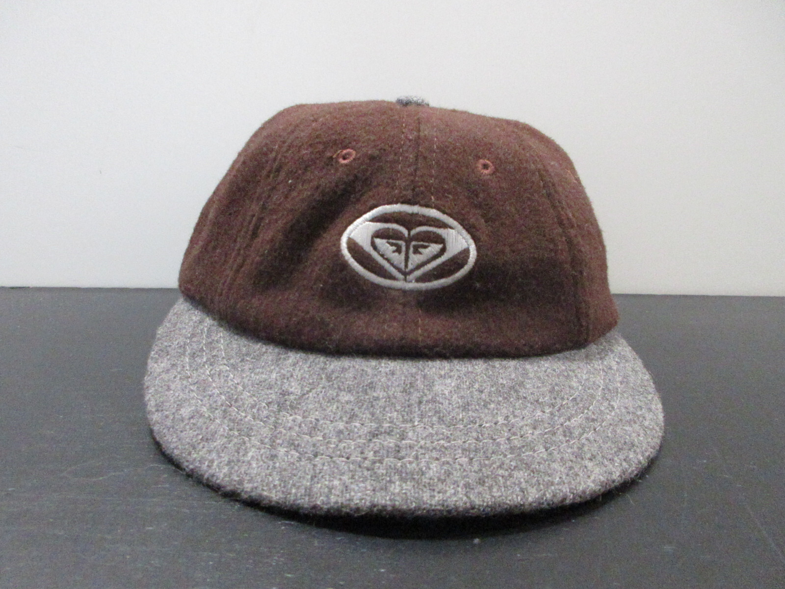 Roxy Hat Cap Strap Back Brown Gray Surf Surfing O… - image 1