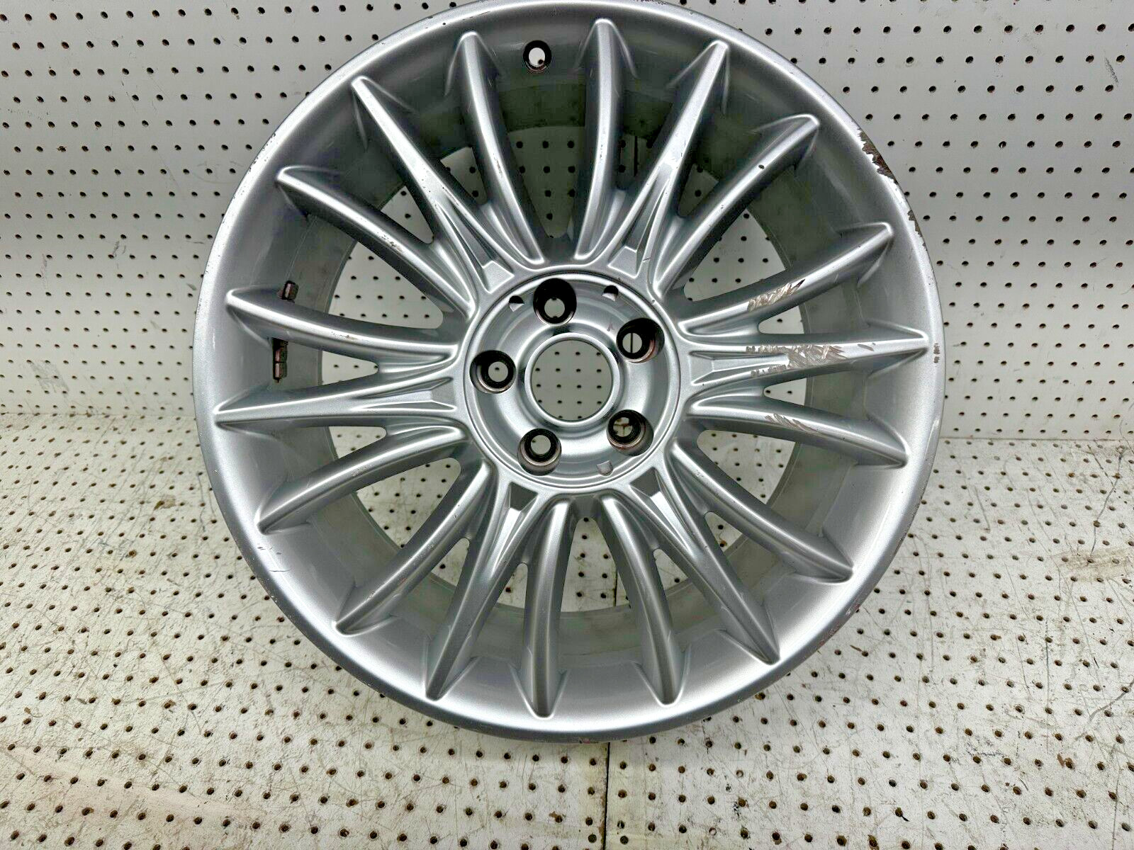 Maserati Quattroporte Aluminum Alloy Wheel Rim FRONT 19" 19x8.5J OEM 670010508