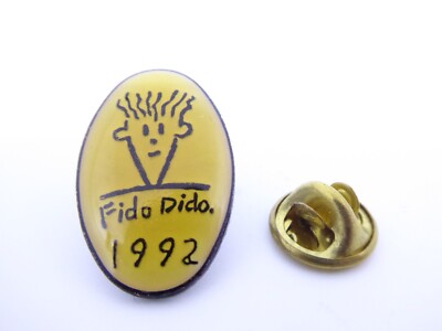 PIN'S PINS PIN BADGE - - FIDO DIDO 1992 - SEVEN UP - GETRÄNK - FIGUR - 15