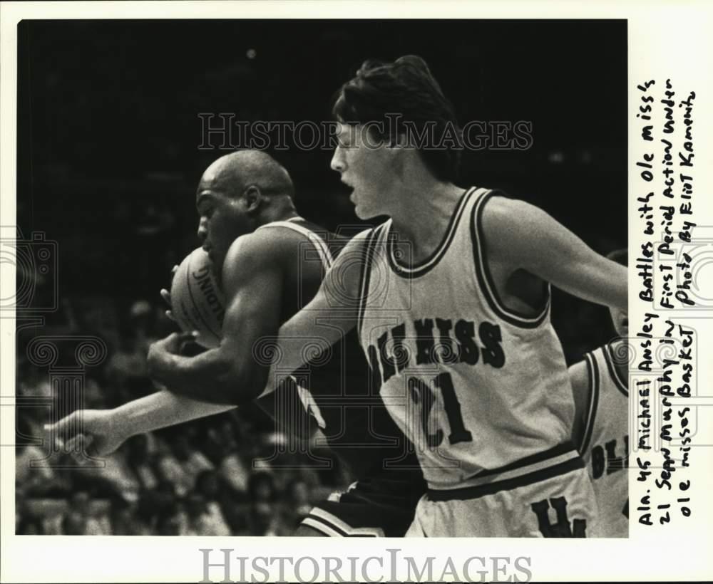 1988 Press Photo Alabama battles Ole Miss in South Eastern