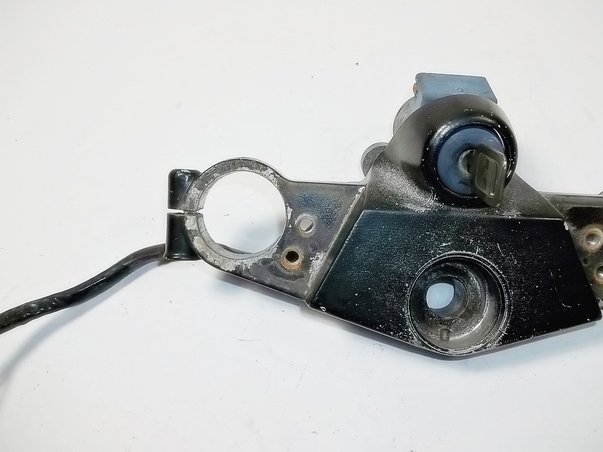 あ、さん専用 KAWASAKI 93 ZX11 NINJA UPPER FORK CLAMP & SWITCH 44039-1200-10