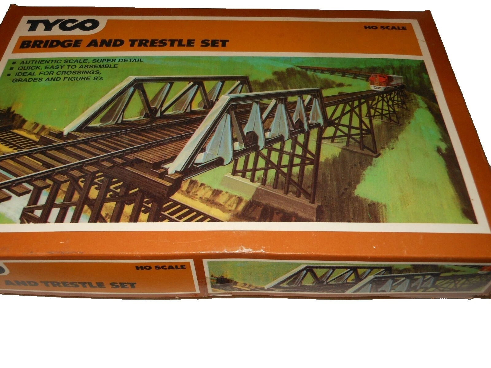 Модель поездов TYCO Brown 12-16 лет