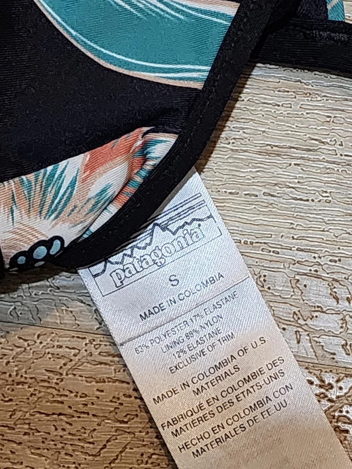 Patagonia Bikini Top Size Small - Image 3 of 3