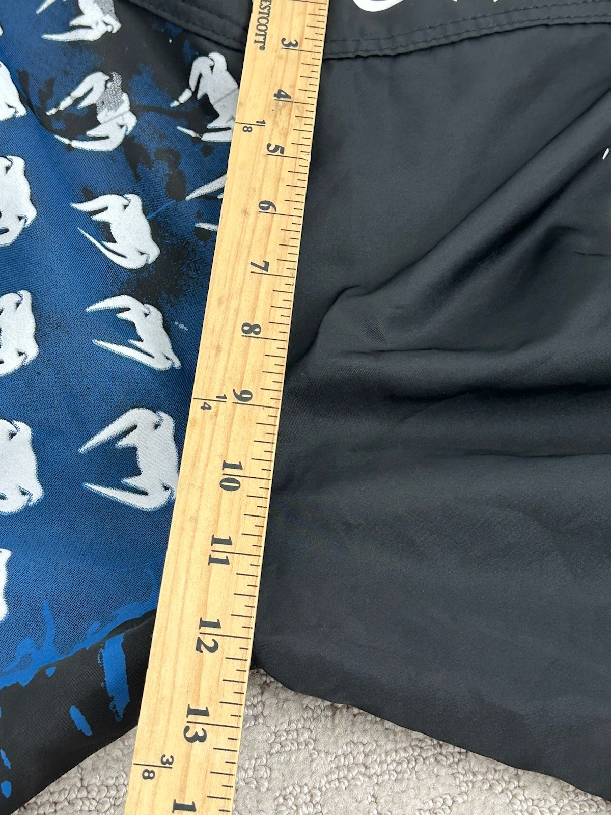 Venum MMA Shorts Men’s 31/32 USA Flag Series Performance Lightweight Shorts EUC