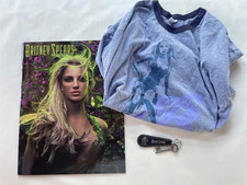 Rare Vintage Britney Spears Collectible "Onyx" Tour, Book, T Shirt, Key Chain!