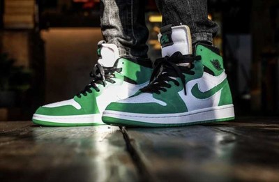 NIKE AIR JORDAN 1 ZOOM AIR CMFT LUCKY 
