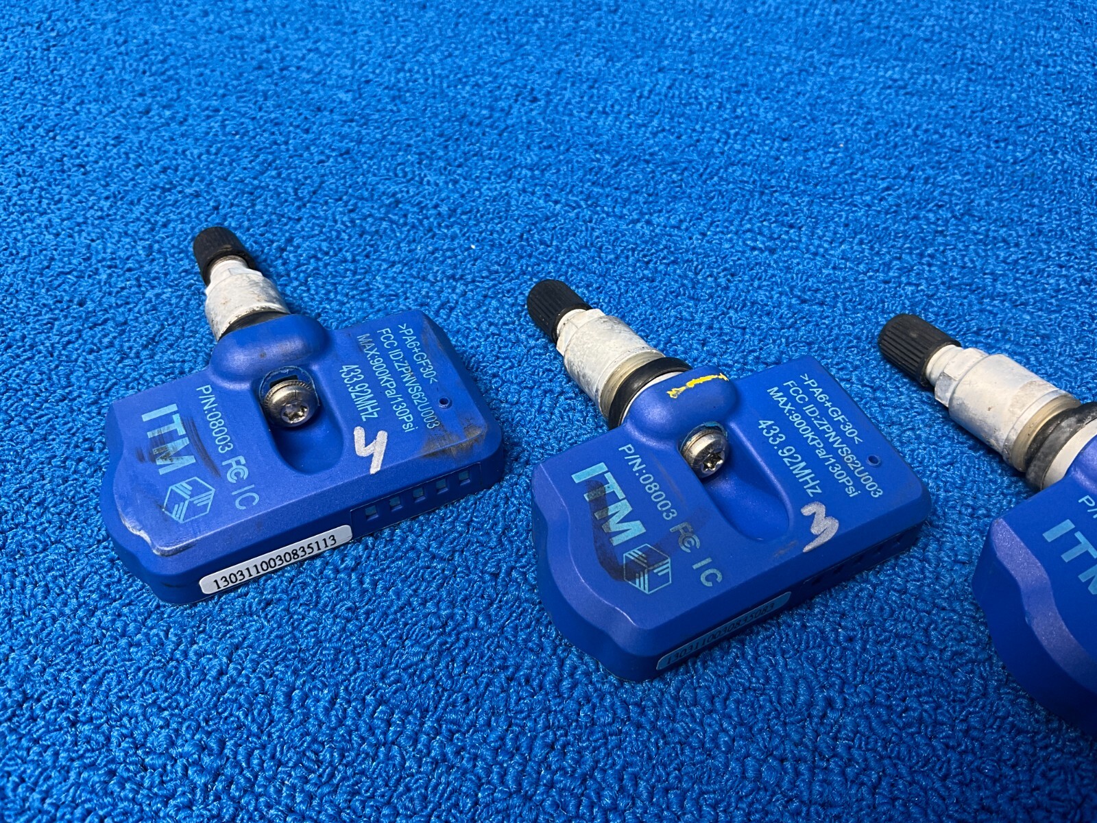 2006 - 2010 BENTLEY CONTINENTAL GTC TPMS TIRE PRESSURE SENSOR SET OEM