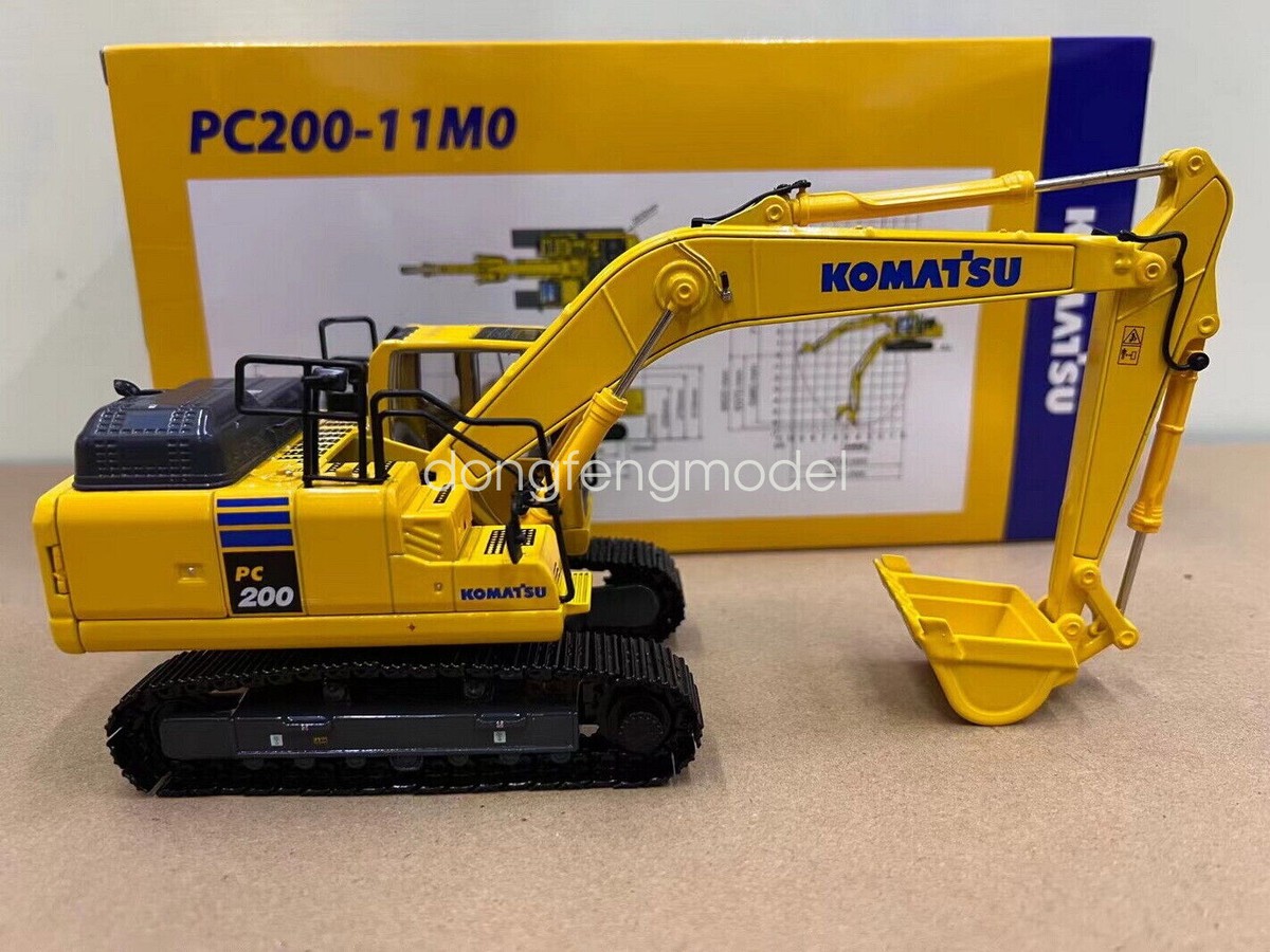 1/43 Scale KOMATSU PC200-11MO Hydraulic Excavator Diecast Model