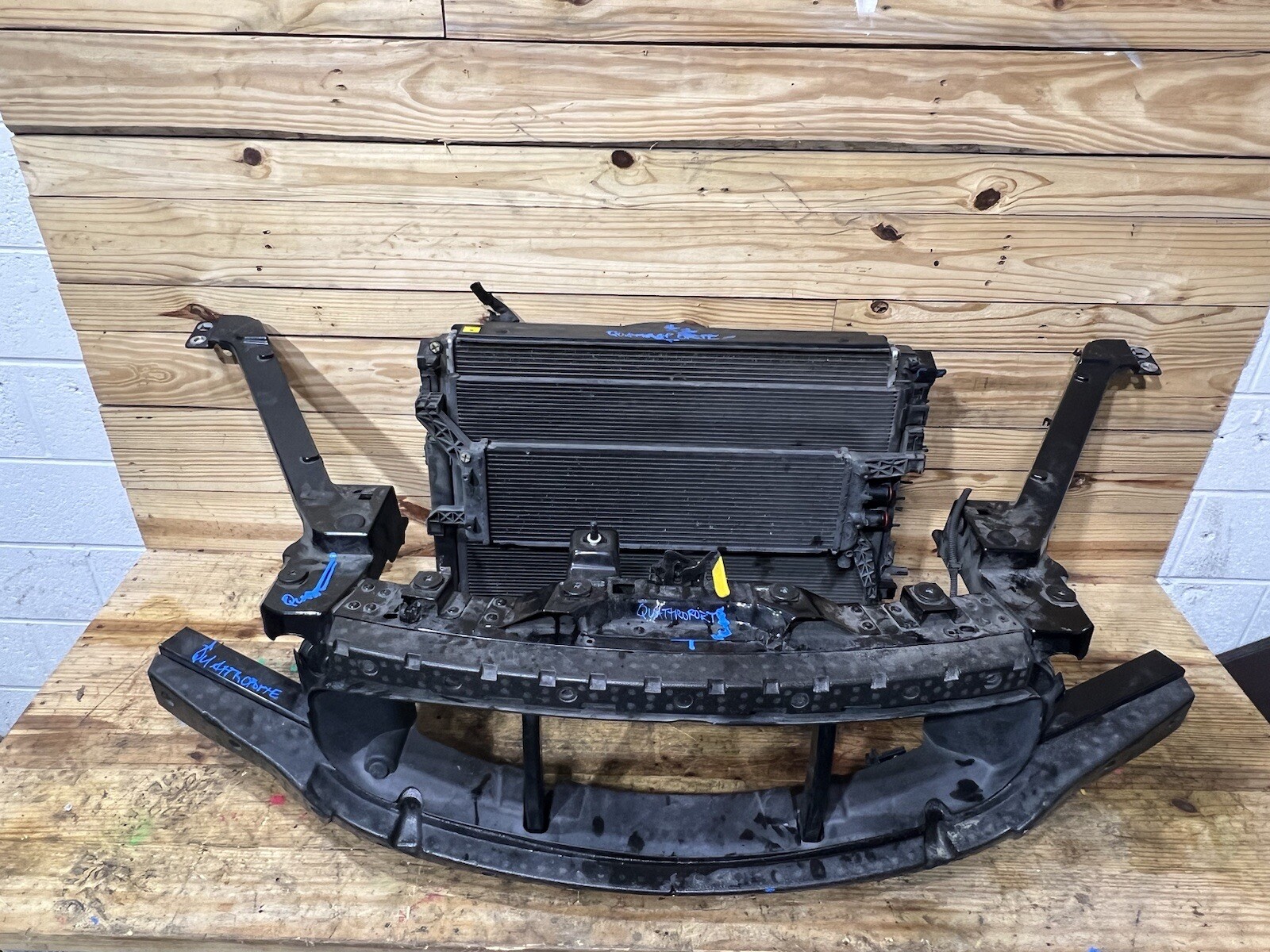 💥OEM 2014-2021 Maserati Quattroporte Radiator Support Rebar Cooling Assembly