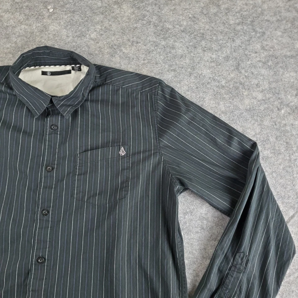Volcom Button Up Shirt Men Large Black White Stripes Collared Long Sleeve Pocket - Image 3 of 4