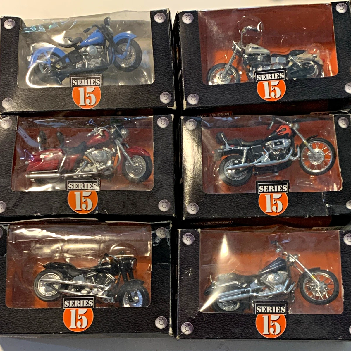 Maisto Harley-Davidson 1:18 Scale Diecast Motorcycles & ATVs for