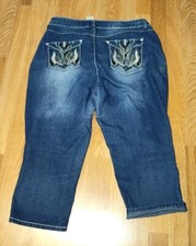 FANTASTIC Faded Glory WOMAN CAPRI WOMENS BLUE JEAN 18W Embroidery Snap Pockets