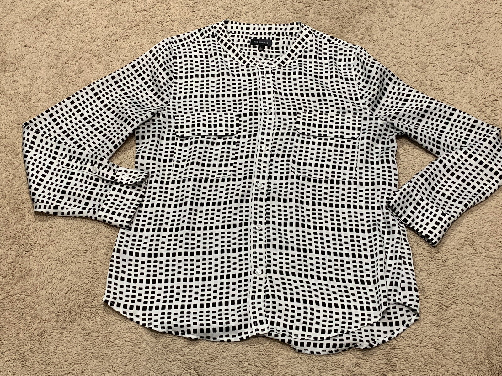The Limited Womens Button Down Shirt Size Large Black White Print Pockets Flowy