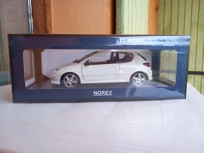 NOREV 1/18 PEUGEOT 206 RC 2003 BLANCHE ÉDITION LIMITEE 030/206PCS - Photo 1/4