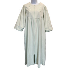 Barbizon Robe Housecoat Vintage Green Size M Zip Front Granny Style Embroidered