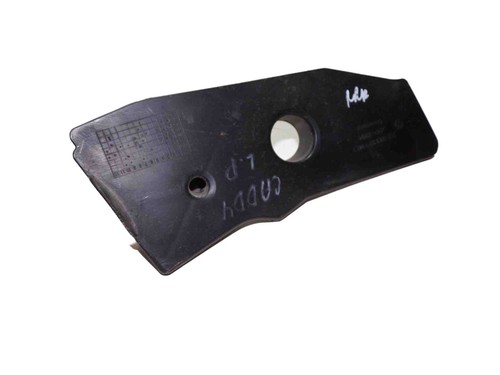 VW CADDY III Furgon 2KA, 2KH, 2CA, 2CH Kotflügelhalter vorne rechts 24703807