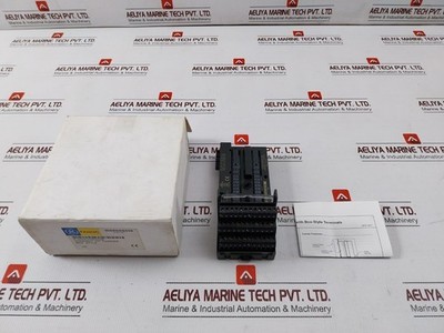 GE Fanuc IC200CHS022B Kompakt I/O Träger Mit Box-Stil Klemmen 300V 10A