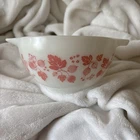 Vintage Pyrex Pink Gooseberry 441 Cinderella Bowl- Excellent Condition