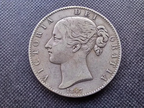 1847 Victoria Crown — photo from the most recent tracked eBay sale