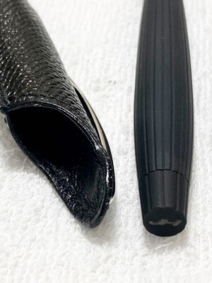 HYSEKボールペン JORG HYSEK Matte Black Ballpoint Pen wz/Box,Manual Leather cap