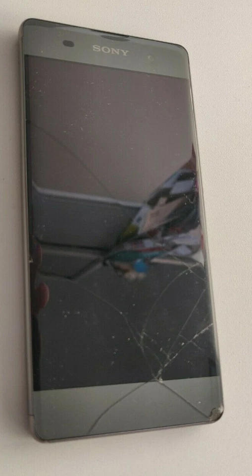 Sony Xperia XA F3111 4G LTE 16GB Unlocked SmartPhone Gray- Pls. Read Description - Image 2 of 3