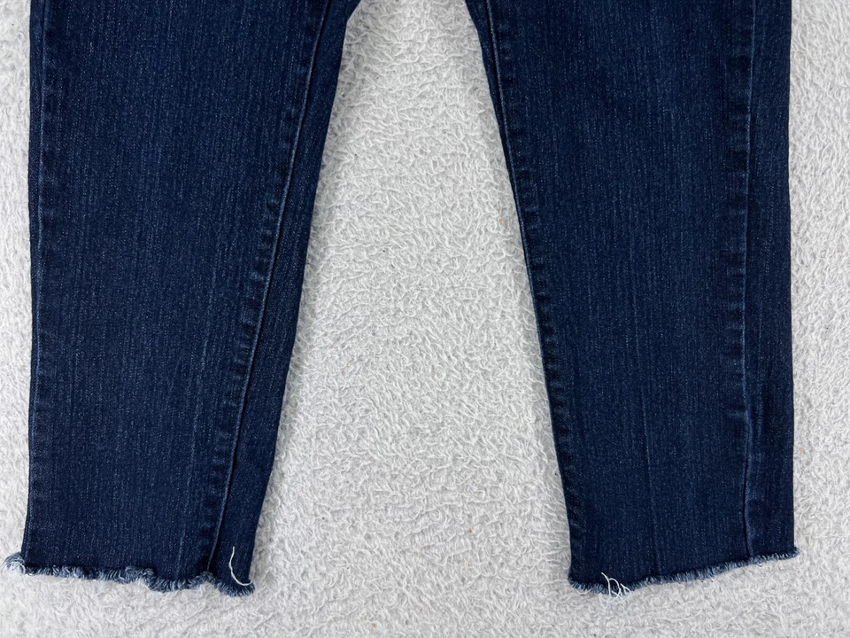 Calça Venus Feminina 26 Jeans Jeans Azul Bainha Crua Cônica Lavagem Escura 26x22 Crop - Imagem 4 de 4