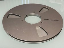 Agfa-Gevaert 27 cm Metall-Leerspule &ndash; NAB &ndash; Klassiker in Aqua/Silber
