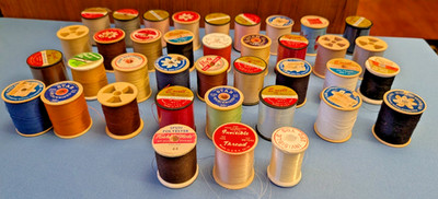 Lot of 38 spools of fabric sewing thread, assorted brands and colors, vtg