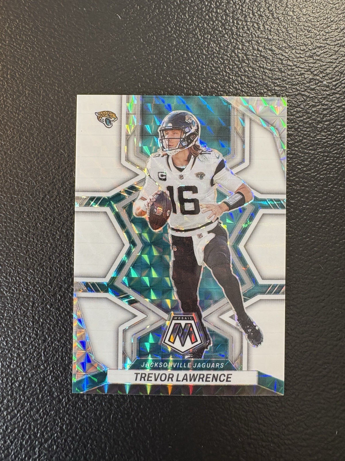 2022 Panini Mosaic - Trevor Lawrence #88 White Prizm /25 Jaguars SP