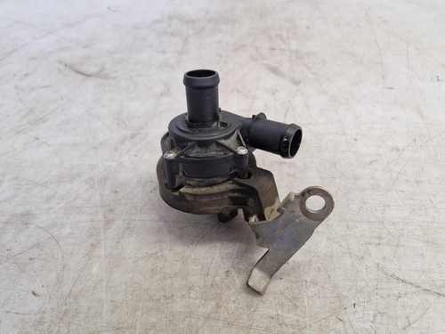 VW Caddy IV Wasserpumpe 5Q0965567J 2.0TDi 90kW DFSE 318109