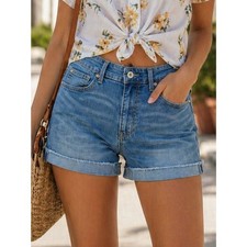Denizen Levi  s High Rise Denim Shorts Light Wash Frayed Hem Size 2 W26